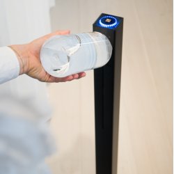 Geysier Dispenser upward spray, pakke inkl. batteri, oplader og skilt